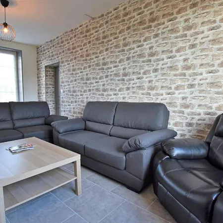 Holiday home 4 Bedroom Cozy In Montsenelle *