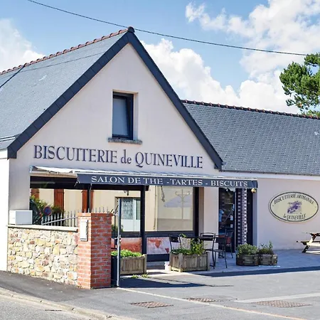 4 Bedroom Cozy In Montsenelle Hébergement de vacances *